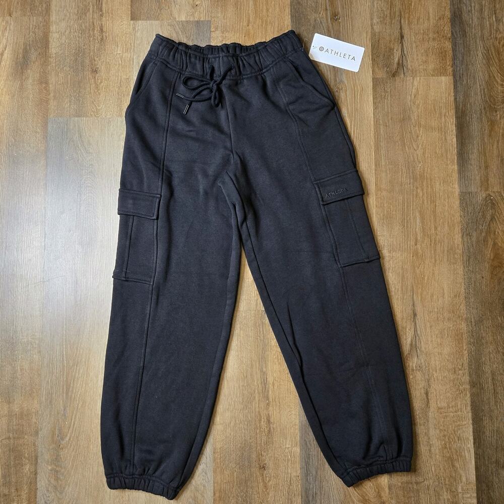 Athleta Women's Thick Fleece Cargo Cinched Black High Rise Sweatpants Sz XS NWT